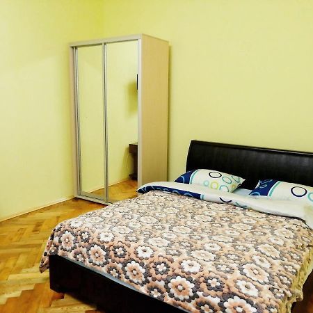 Apartment Ak. Kuchera Street Lviv Exterior foto