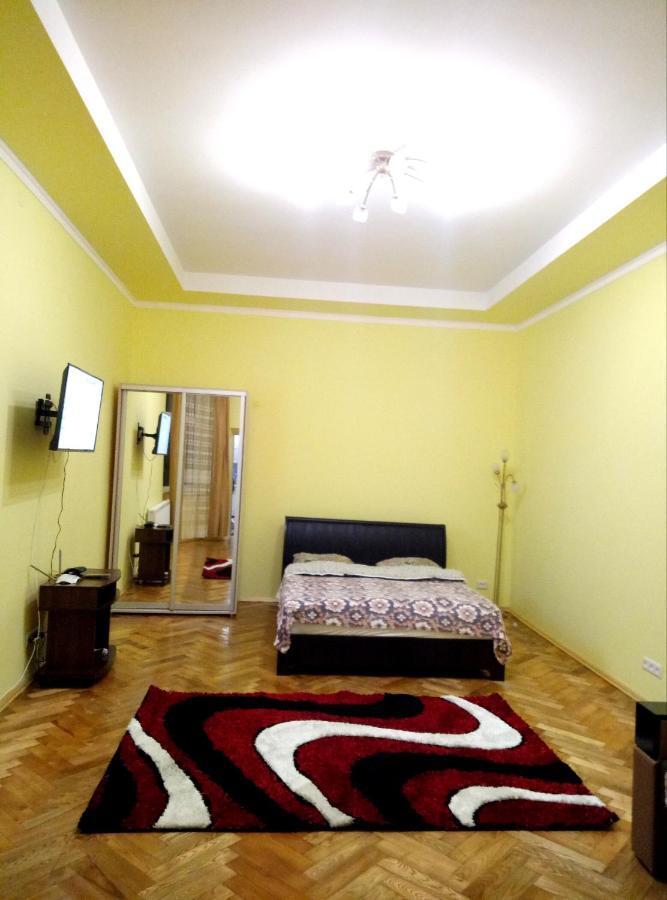 Apartment Ak. Kuchera Street Lviv Exterior foto